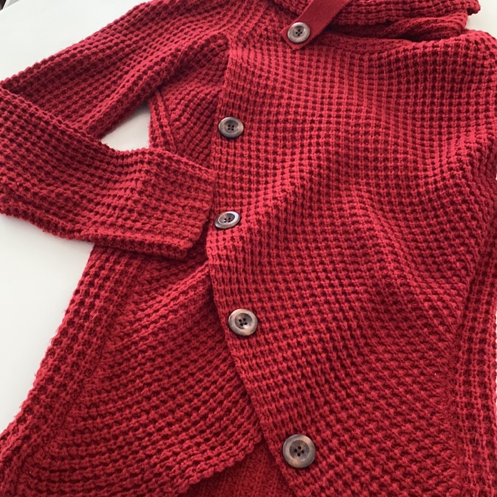 Cozy red sweater - Picture 5 of 6